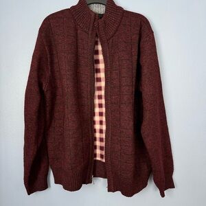 Men’s Zip Up Burgundy Sweater
